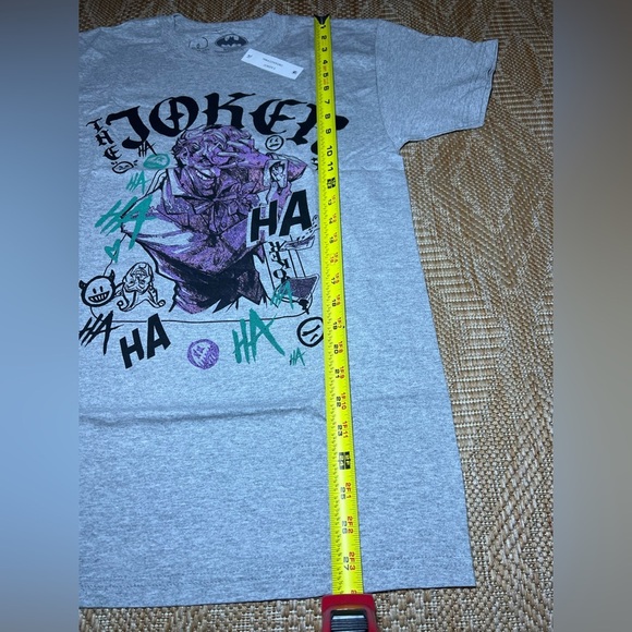 Batman The Joker, DC Comic, Men's Graphic Short Sleeve T-Shirt, Size S, NWT - Picture 5 of 7